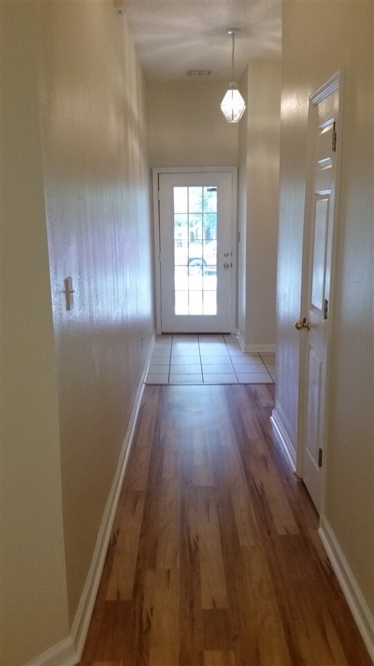 Foto del edificio - 171 Ivernia Loop