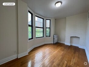 Building Photo - 524 W 123rd St