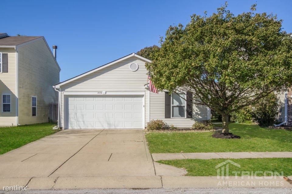 Primary Photo - 1826 Blue Pine Ln