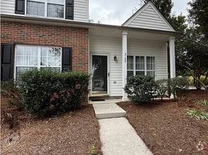Building Photo - 3700 Winborne Ln