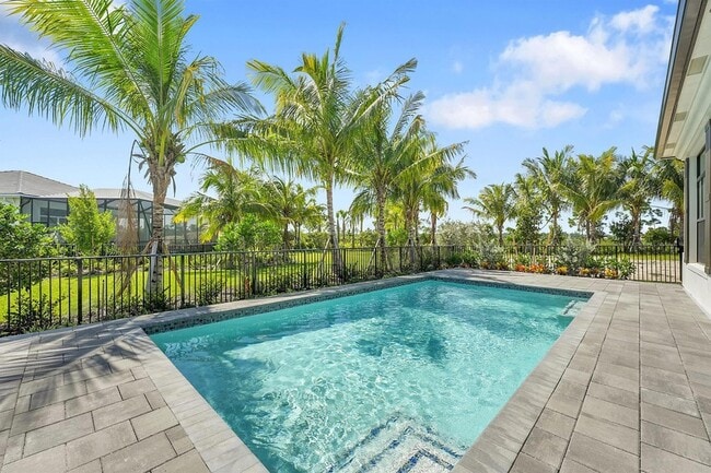 Building Photo - 13908 Vivant Dr