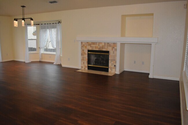 Building Photo - 6508 Star Hawk Ct