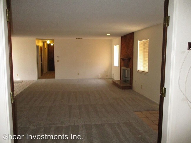 Building Photo - 4 br, 3 bath House - 8132 Arrowhead Lake Rd.