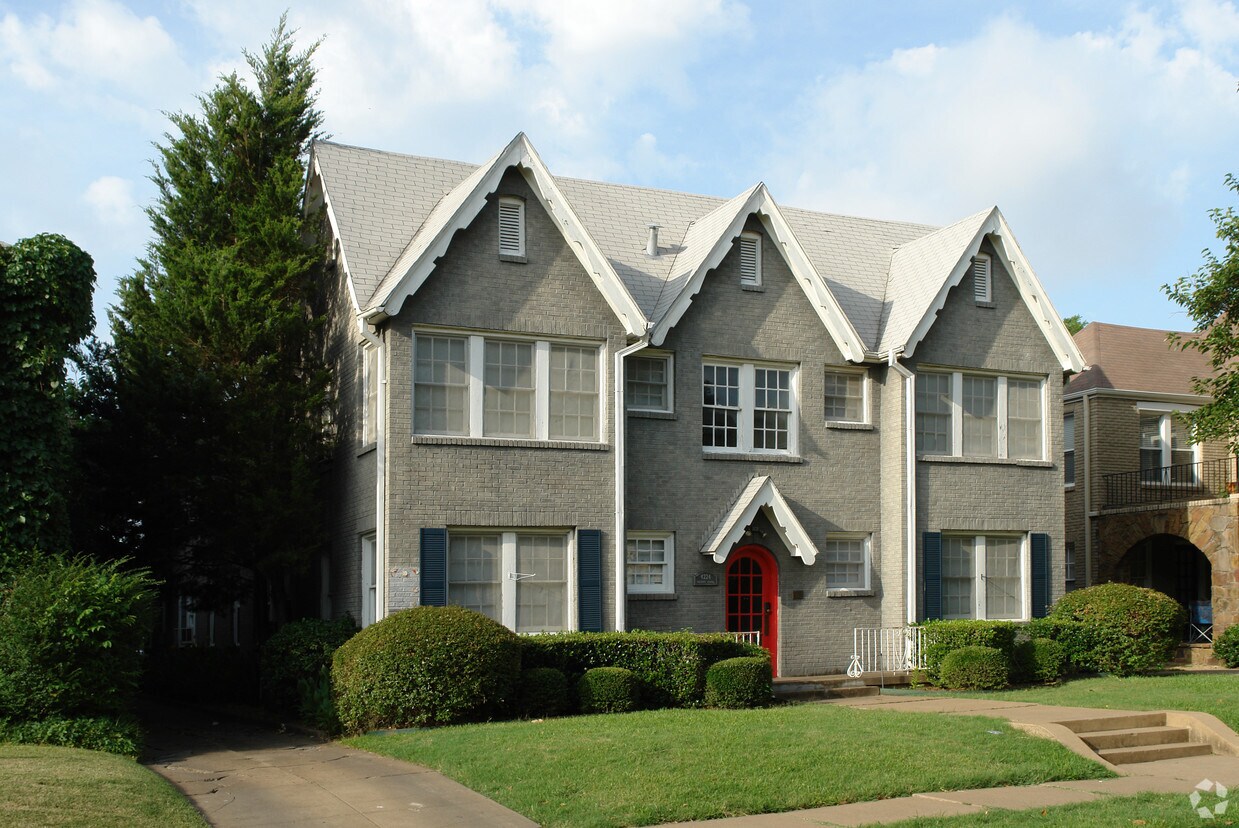 Primary Photo - 4224 Prescott Ave