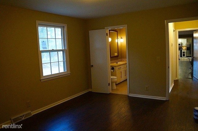 Building Photo - 3 br, 2 bath House - 1725 Indian Hills Road