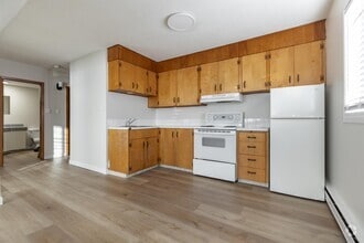 Building Photo - 2151 Hamilton St