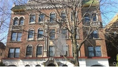 Building Photo - 1742 N Humboldt Blvd