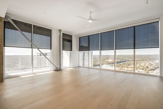 Building Photo - 301 West Ave