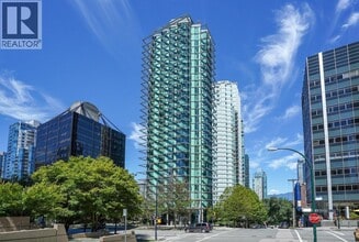 Building Photo - 1331 W Georgia St