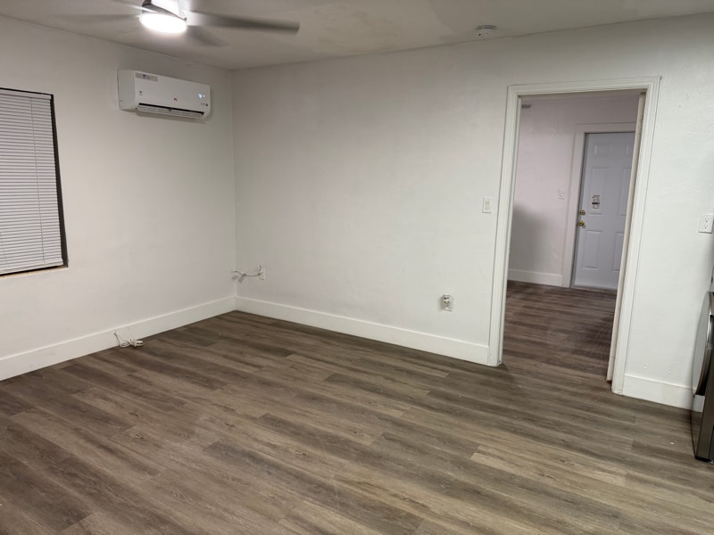 Foto del edificio - 77 Blue Heron Blvd