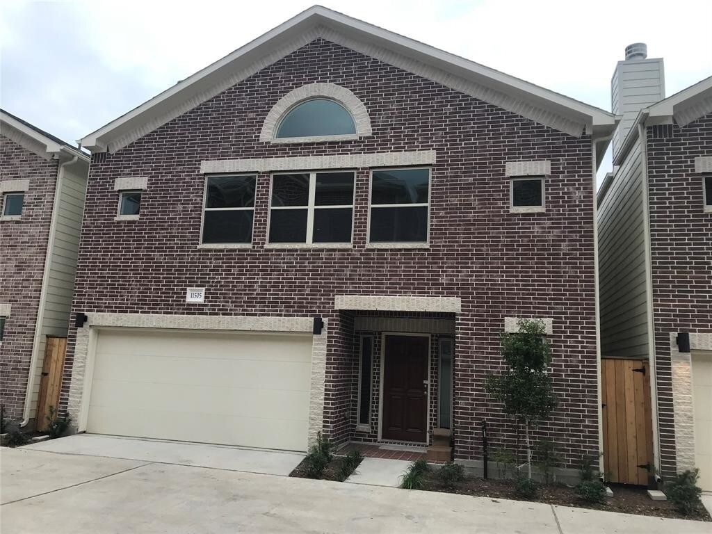 11507 S Main St, Houston, TX 77025 Condo for Rent in Houston, TX