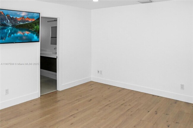 Foto del edificio - 11020 SW 140th Ave