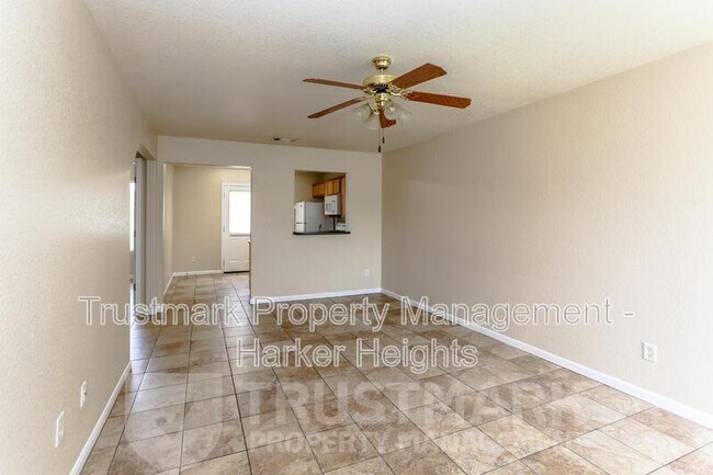 Foto del edificio - 3805 Wind Ct