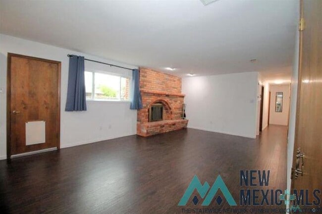 Foto del edificio - 1321 Concord Rd