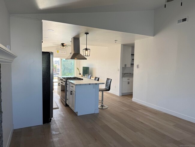Building Photo - 664 Carefree Dr