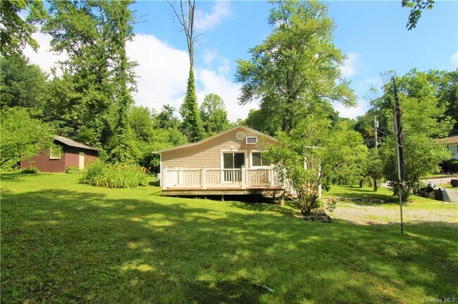 Building Photo - 19 Ontario Rd