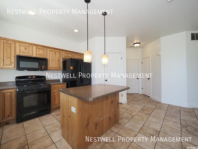 Building Photo - 4528 S Jordan Pkwy W