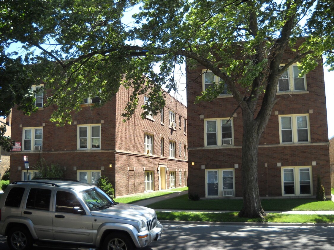 Building Photo - 8141 White Ave