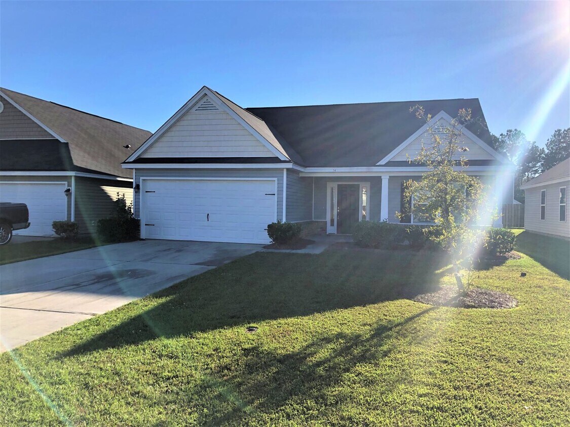 Primary Photo - 14 Milsbury Ln