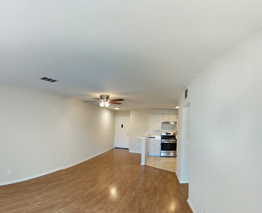 Primary Photo - 719 Orange Grove Ave