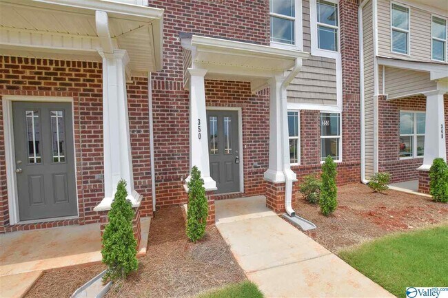 Building Photo - 350 Falling Water Ln