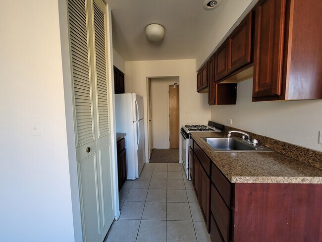 Foto del edificio - 6855 N Sheridan Rd