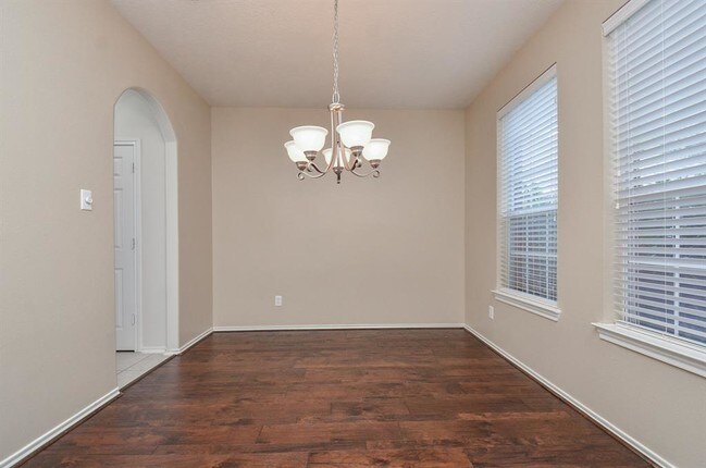 Foto del edificio - 25811 Misty Mountain Ln