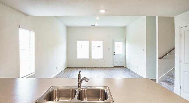 Building Photo - 3358 Avary River Ln