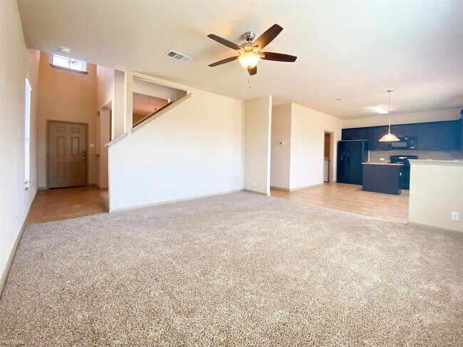 Building Photo - 3 br, 2.5 bath House - 733 Great Oaks Dr