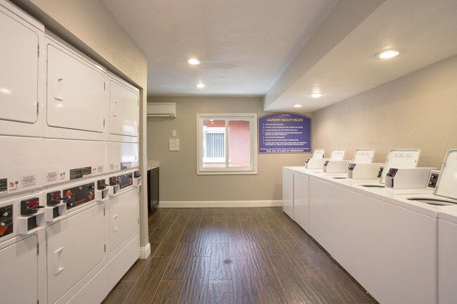 Monterey Lake Apartments Orlando Fl 24 Hour Clothes Care Center Monterey Lake