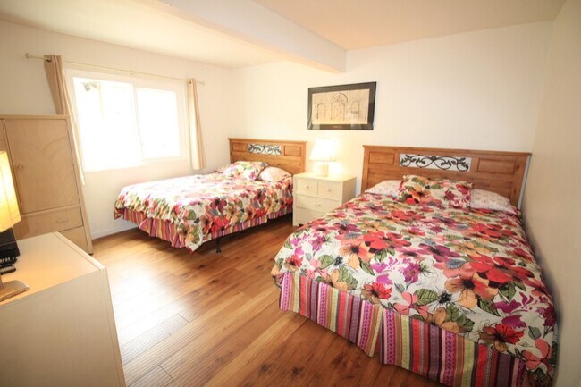 Foto del edificio - 822 Island Ct