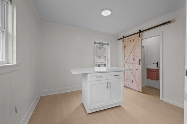 Foto del edificio - 6 Coffin Ave Ct