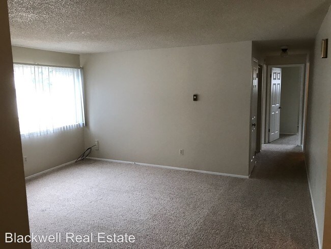 Foto del edificio - 6115 Glen Mary Ln SE