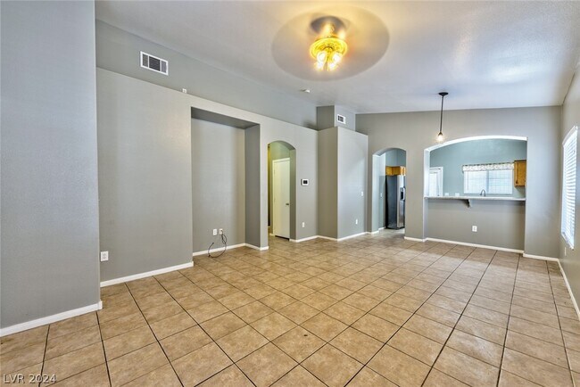 Building Photo - 1412 Old Cobble Dr