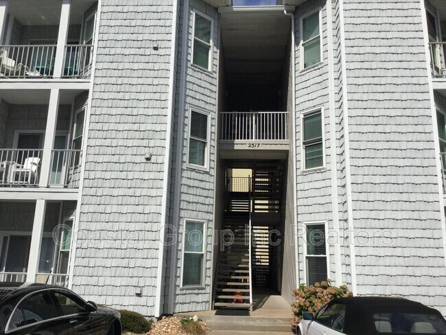 Building Photo - 2317 Beach Haven Drive - 1