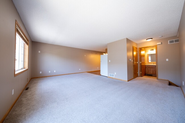 Building Photo - 2525 Cobble Hill Ct