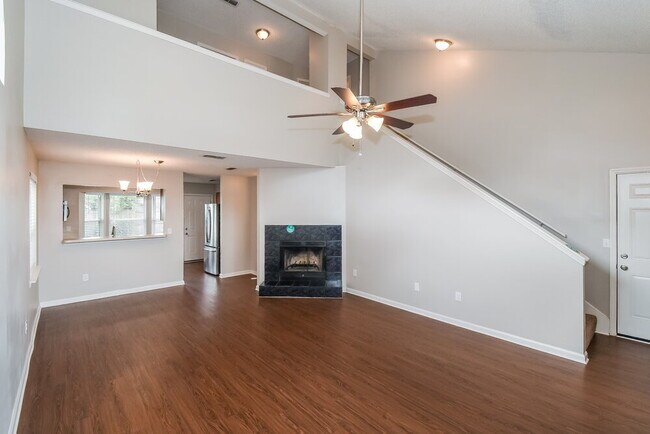 Foto del edificio - 3553 Caroline Vale Blvd