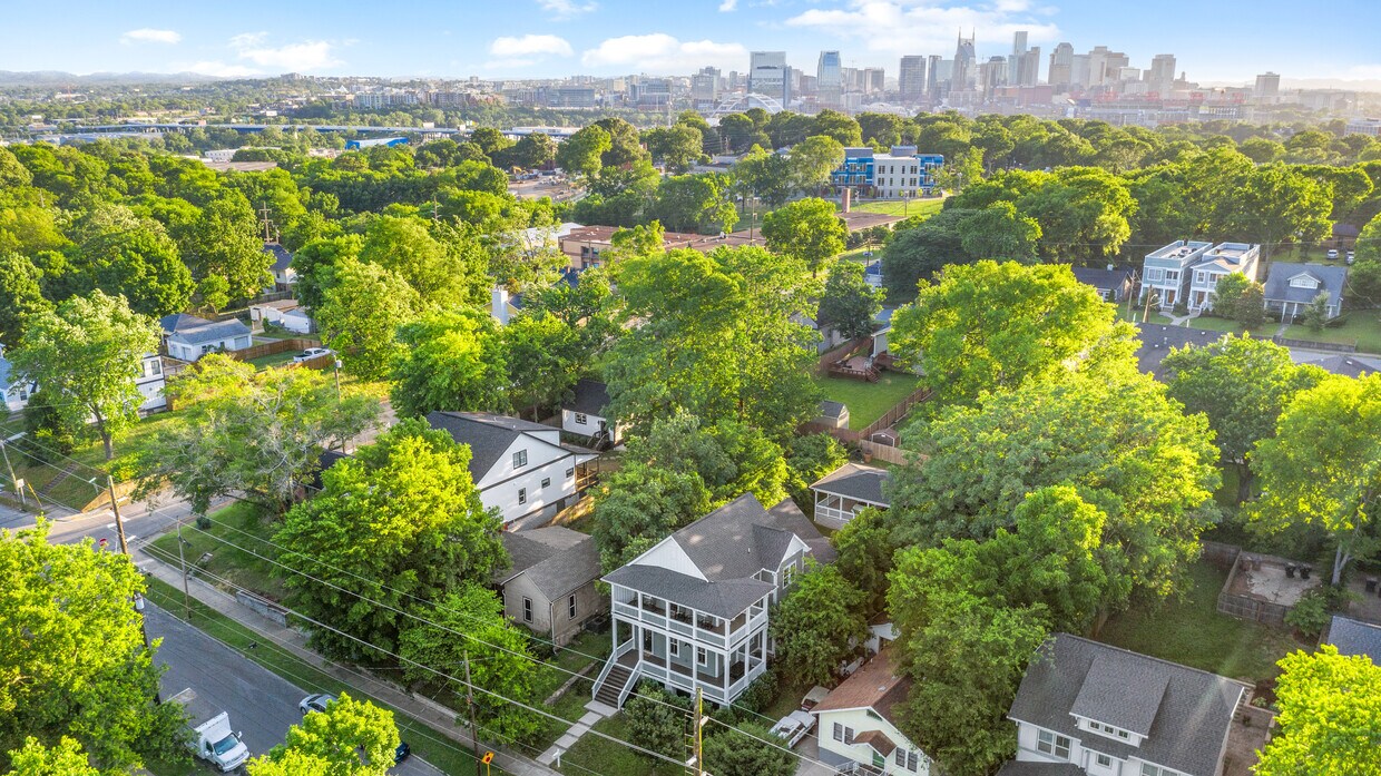 Photo - 614 S 12th St (Nashville, TN)