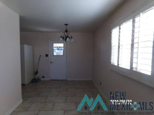 Building Photo - 1705 W Hermosa Dr