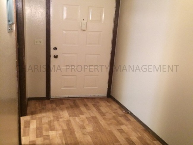 Foto del edificio - COZY 2 BD, 2 BA; PET FRIENDLY!