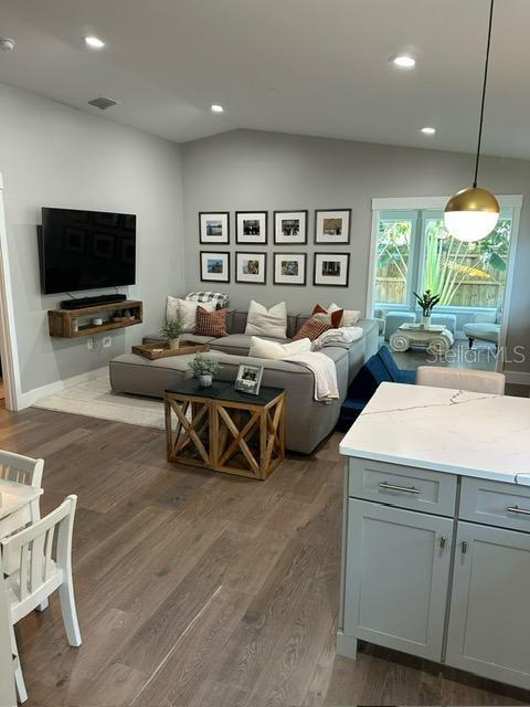 Foto del edificio - 2908 W San Rafael St