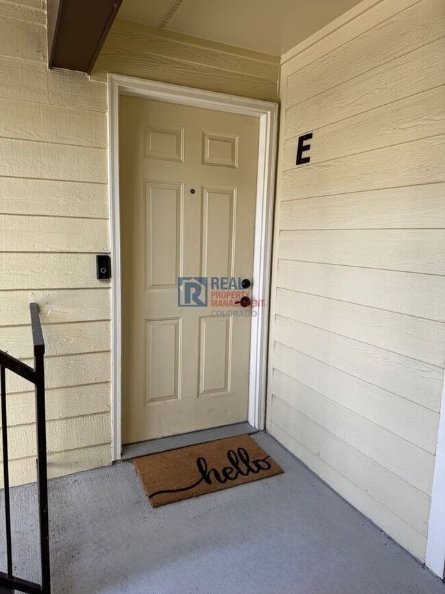 Foto del edificio - 13781 E Lehigh Ave
