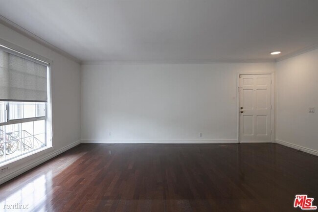 Foto del edificio - 3 br, 2 bath House - 837 Lincoln Blvd Apt 7