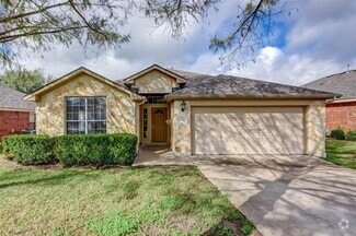 Building Photo - 834 Dark Horse Ln