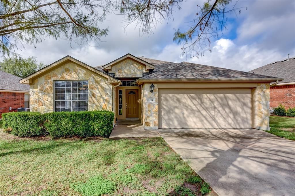 Foto principal - 834 Dark Horse Ln