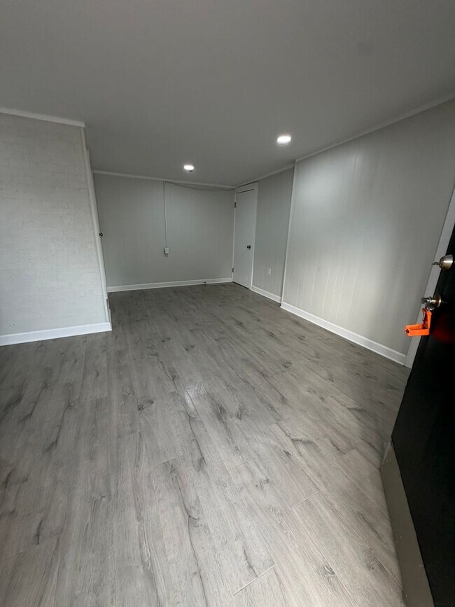 Foto del edificio - Newly remodeled 2 bedroom