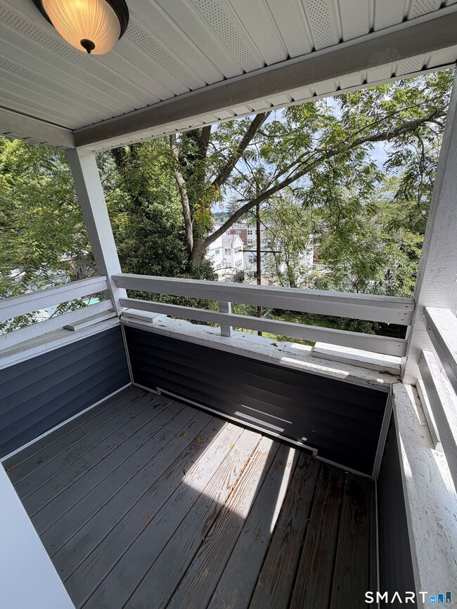 Building Photo - 306 Judson Pl