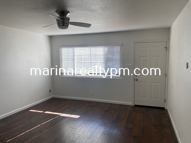 Foto del edificio - Charming 3 bedroom, 2 bathroom home locate...