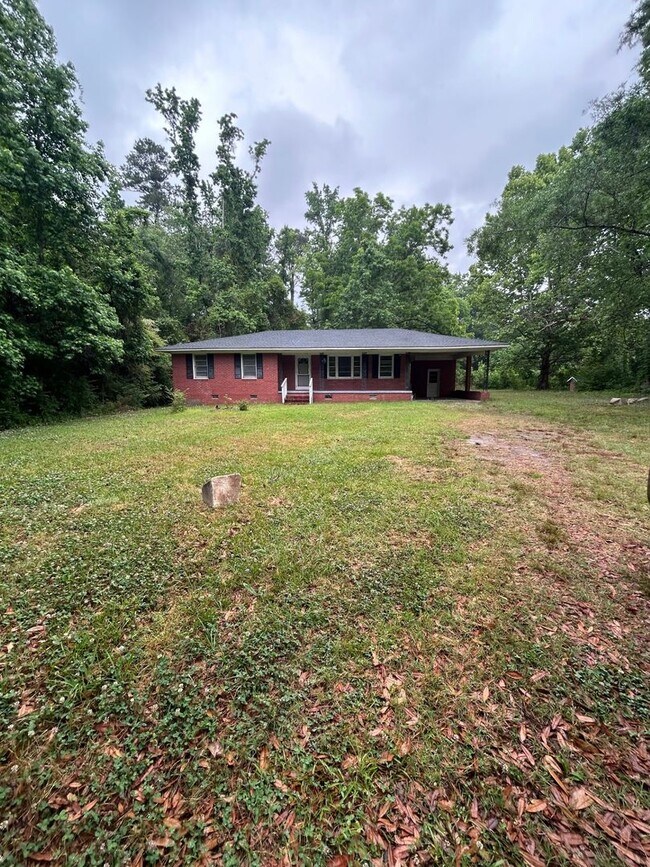 Foto del edificio - Charming Country Living - 3BR Brick Ranch in Round O