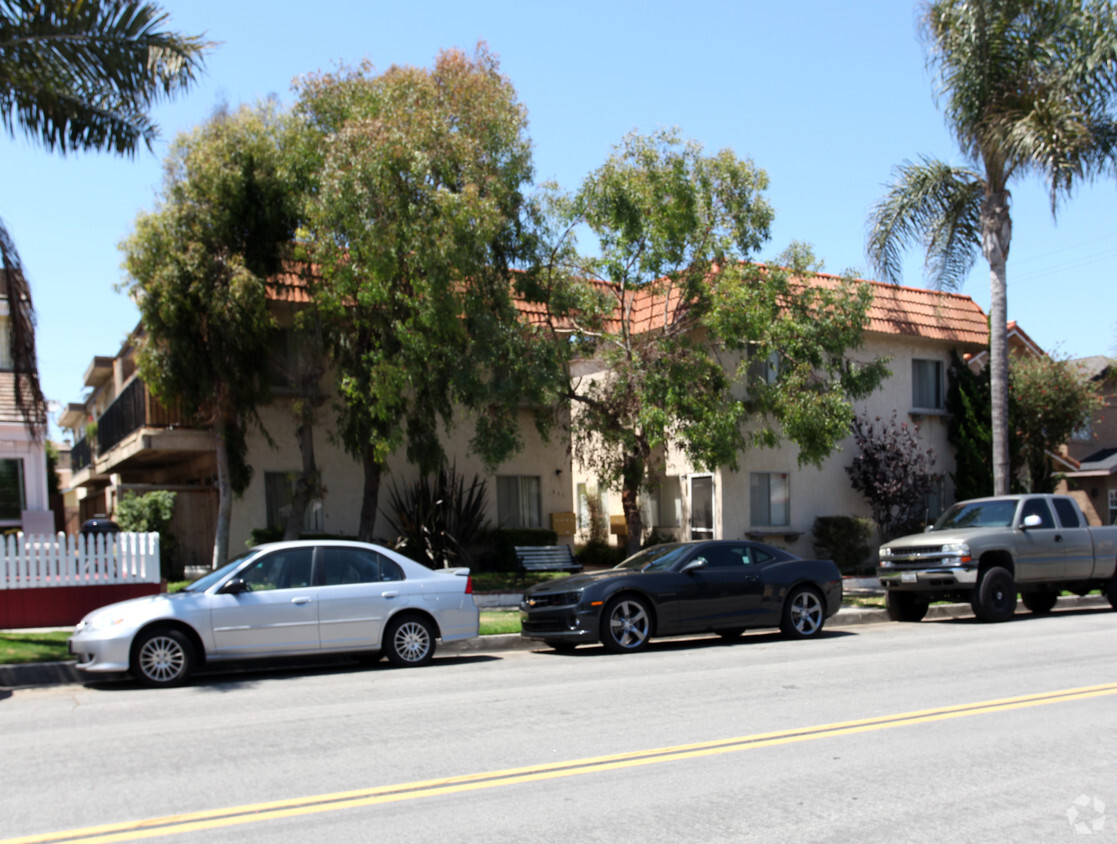 Primary Photo - 221 10th St